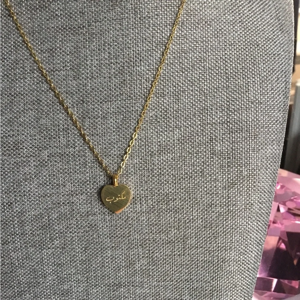 NOMINAL LETTER  HEART CHARM 18K GOLD NECKLACE NWOT NO BOX NO DUST BAG - Picture 9 of 15